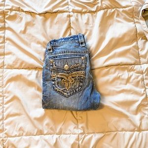 Men’s very distressed Rock Revivals